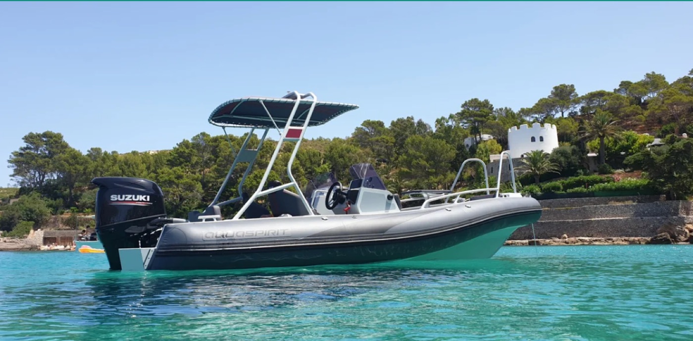 Aqua Spirit 585 DC en el agua